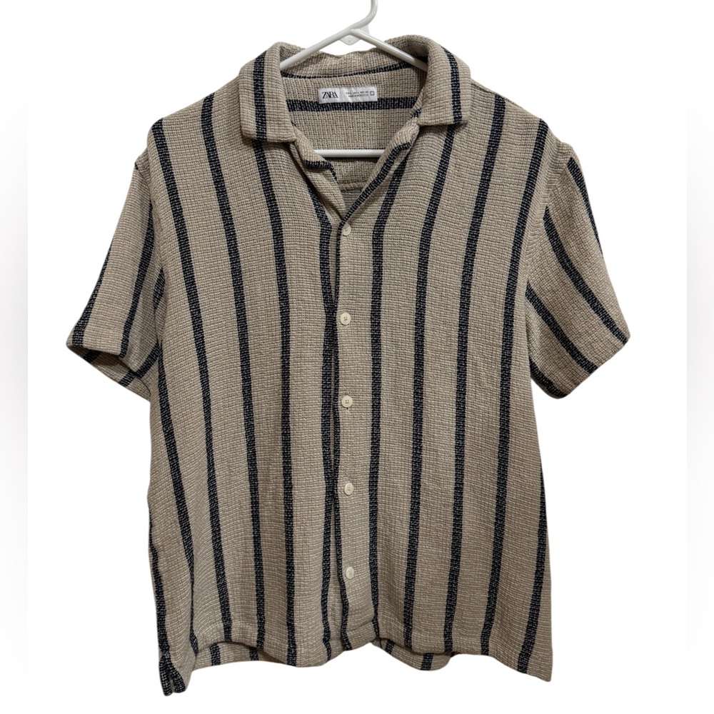 ZARA men’s Beige and Navy blue Striped button up sweater